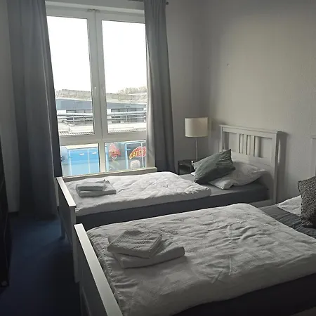 Business Near Neuss/duesseldorf *