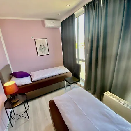 Business Near Neuss/duesseldorf Apartamento Korschenbroich