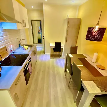 Business Near Neuss/duesseldorf Apartmán