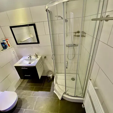 Business Near Neuss/duesseldorf Apartamento *