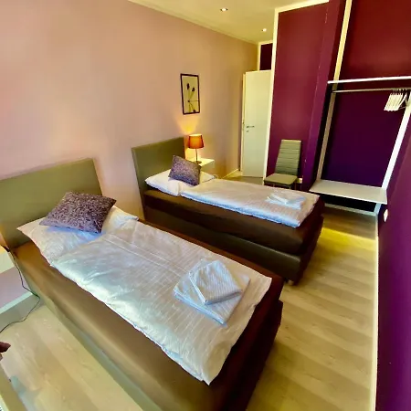 Business Near Neuss/düsseldorf Apartment *