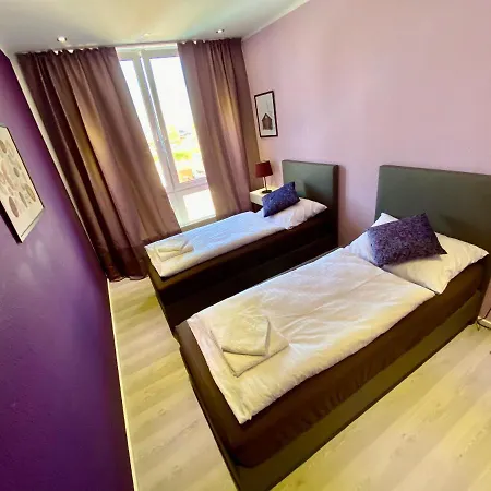 Business Near Neuss/duesseldorf *