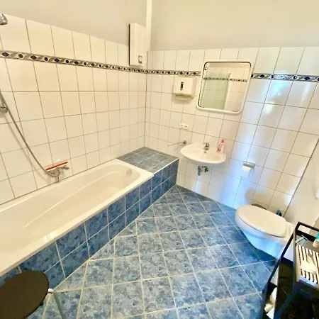 Business Near Neuss/duesseldorf Apartamento