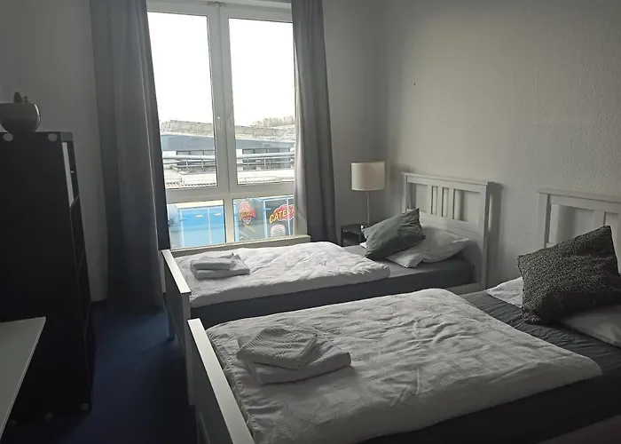 Business Near Neuss/duesseldorf *