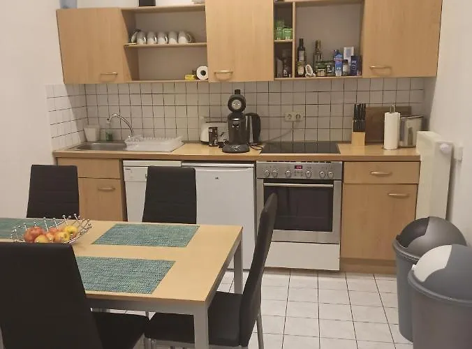 Business Near Neuss/duesseldorf 科尔申布罗赫