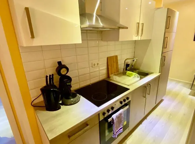 Business Near Neuss/duesseldorf *