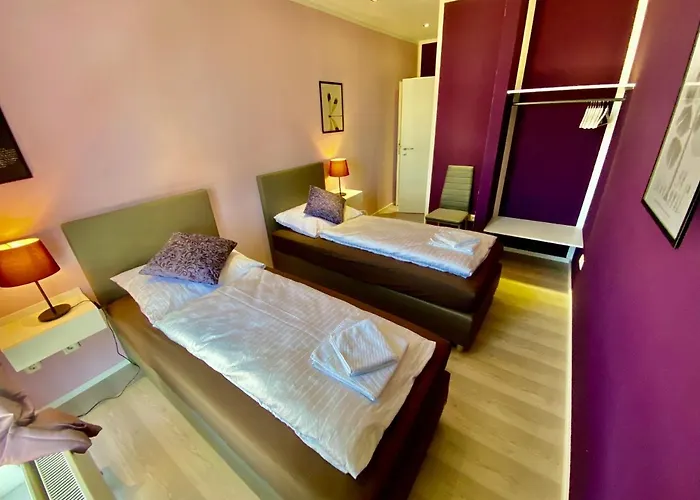 Business Near Neuss/duesseldorf Apartment *