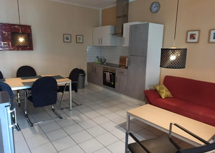 Business Near Neuss/duesseldorf 科尔申布罗赫