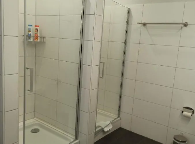 Business Near Neuss/duesseldorf 公寓